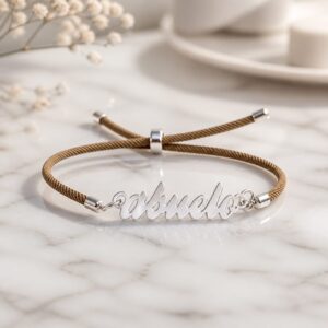 Abuelo Beige Ajustable Con Detalles Plateados